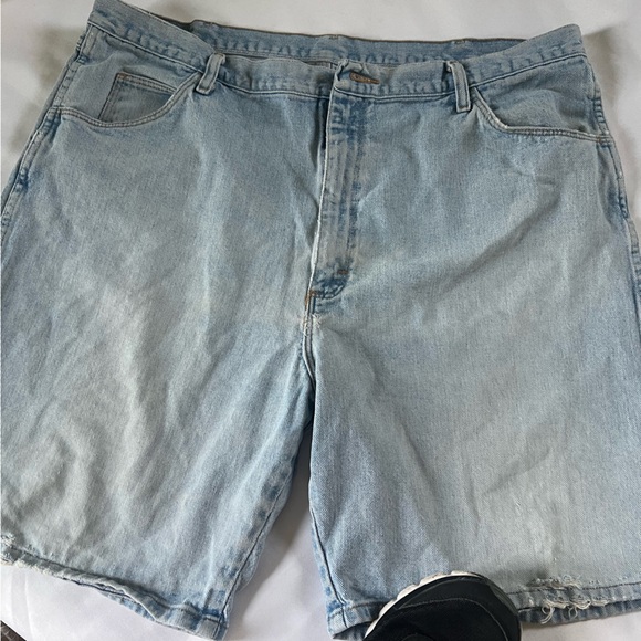 Wrangler denim faded wash men’s short size 42 - Picture 2 of 5